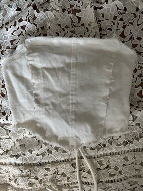 Tilly's White Cotton Cropped Lace-Trim Top